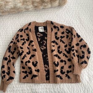 Abercrombie & Fitch Tan and Black Leopard Print Cropped Cardigan